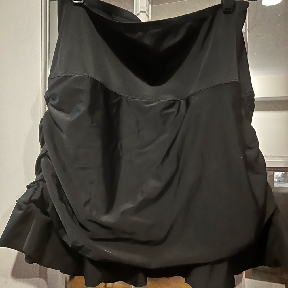 Island Escape Black Swim Skirt